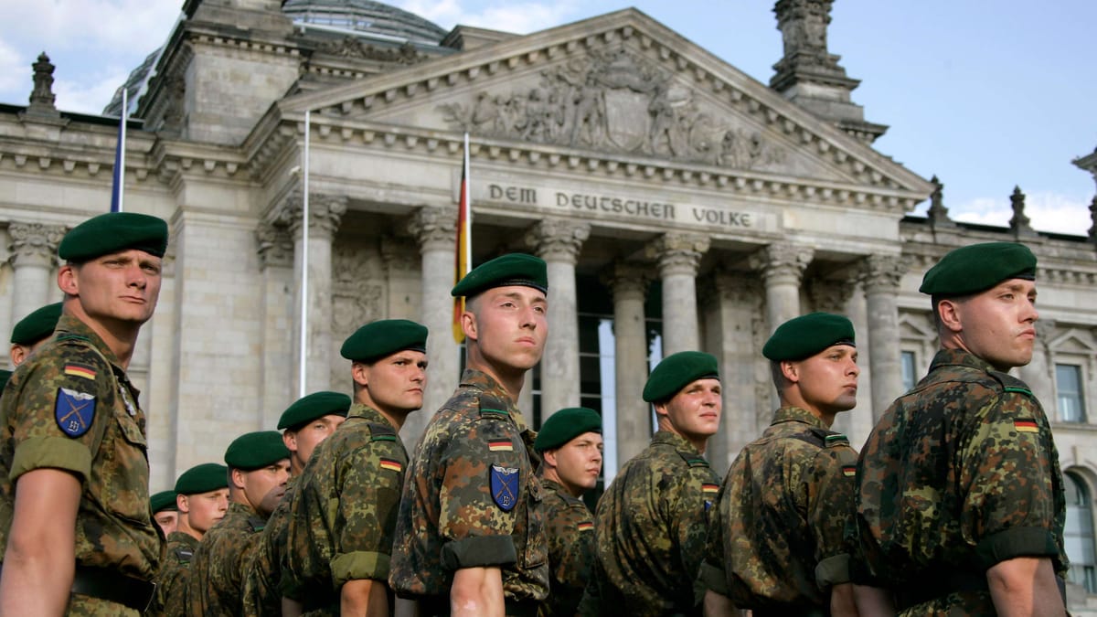 Deutschlands neues Engagement: 10.000 ukrainische Soldaten zur Ausbildung