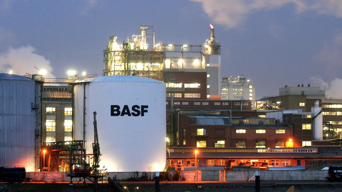 Politische Sturmfront gegen BASF: Wintershall DEA-Verkauf auf dem Prüfstand