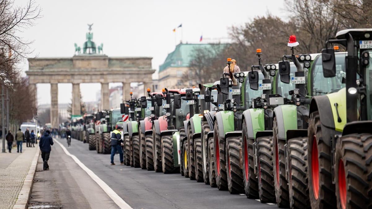 Sturm der Bauern: Lindner vor wütendem Protest am Brandenburger Tor