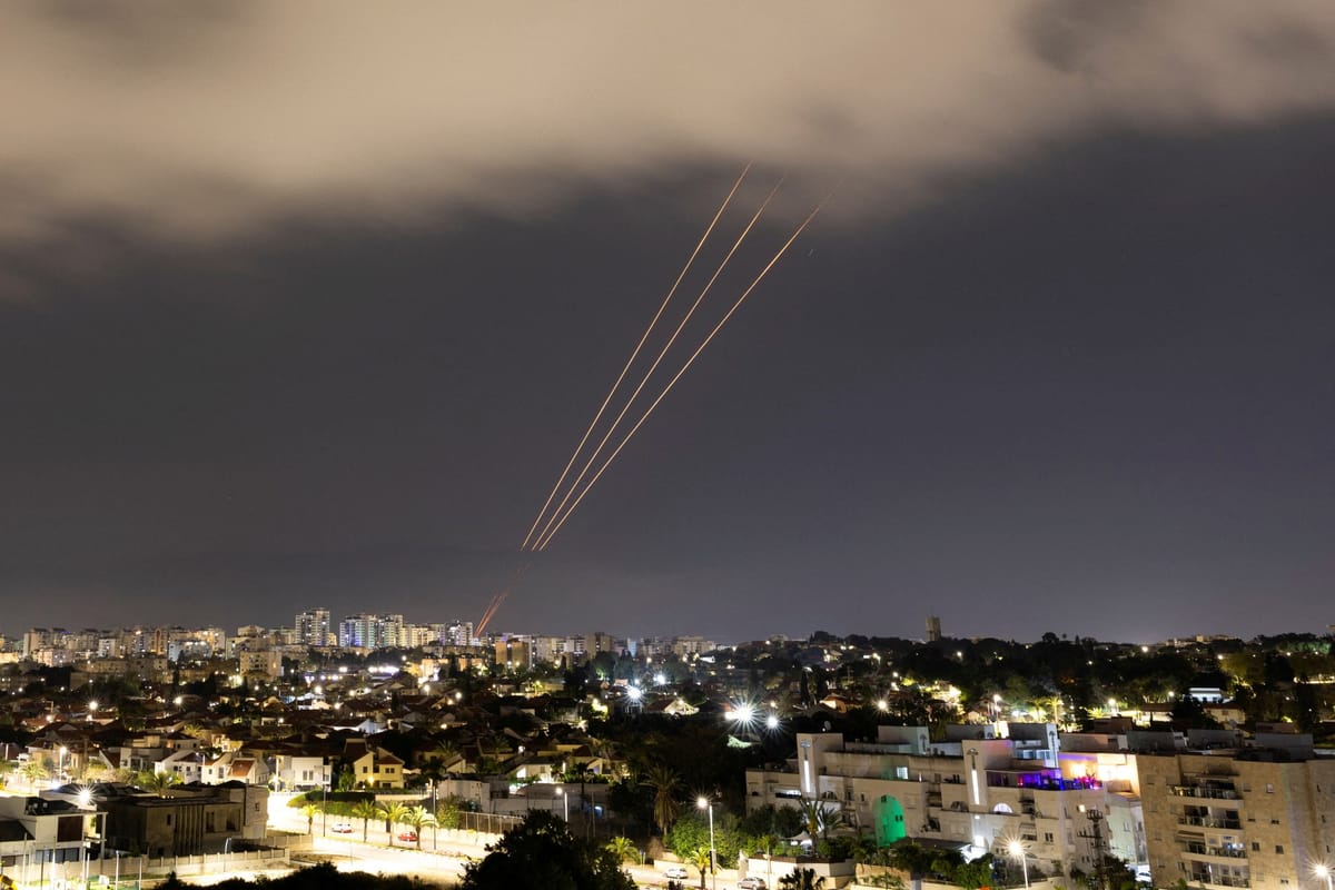 Israel Demonstriert Stärke und Einheit auf Irans Direkten Angriff