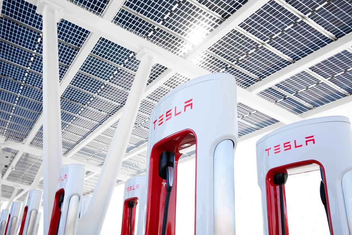 BP greift nach Teslas Krone: Ladeinfrastruktur-Duell