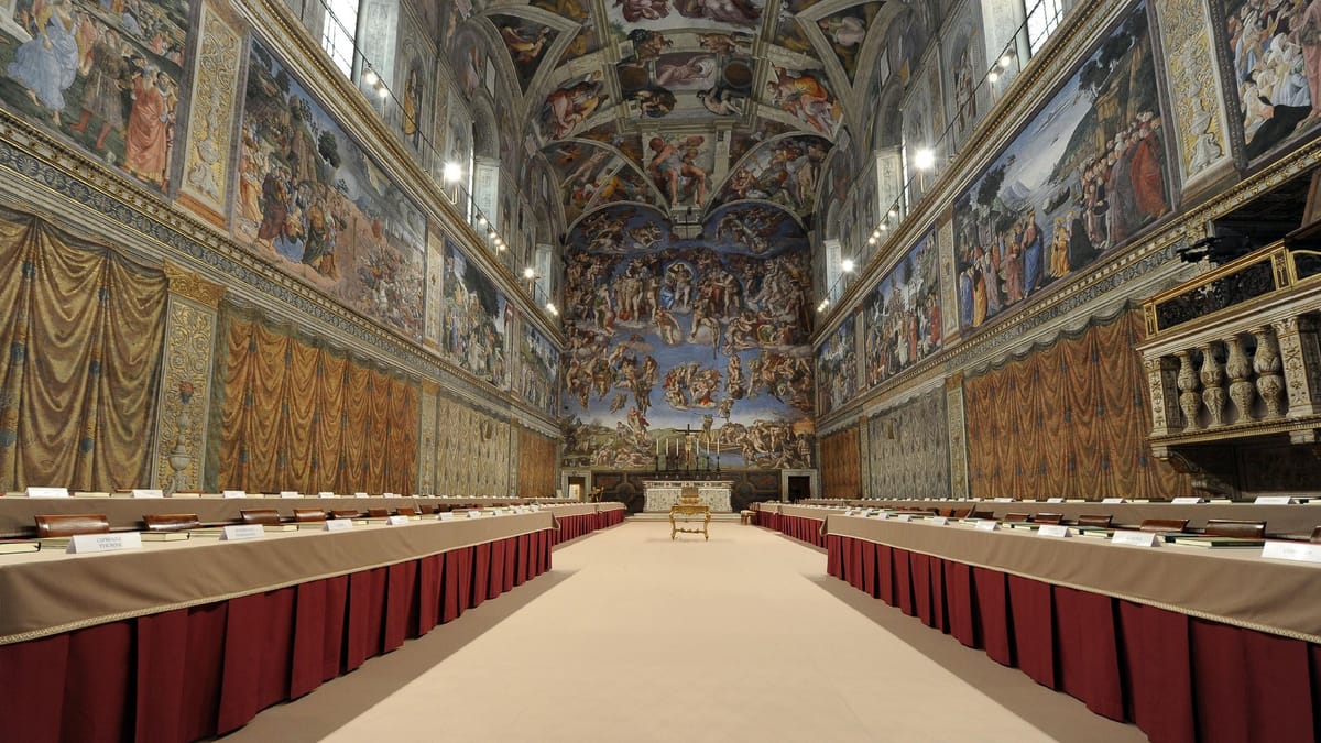 Papstwahl 2025: Weißer Rauch über Rom