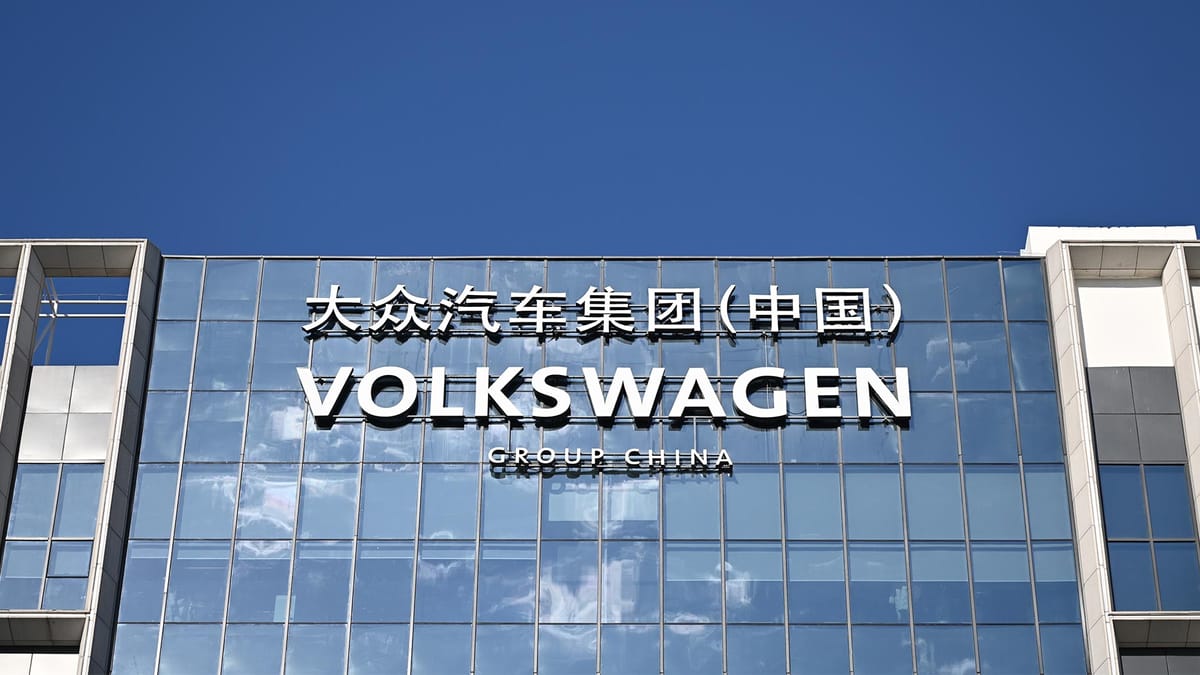 Volkswagen rüstet auf: Wochenendschichten und KI-Offensive für China