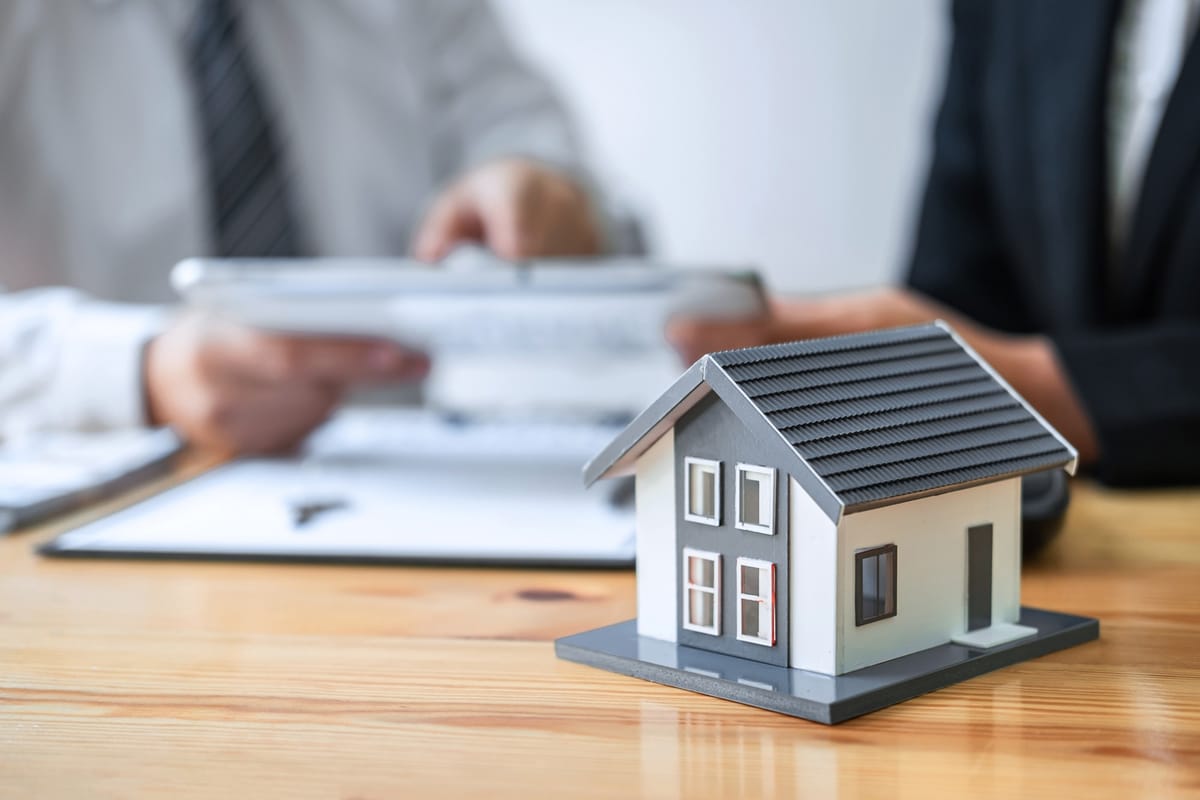 Verkauf nach nur sieben Jahren: Wie der Fiskus bei vermieteten Immobilien mitschneidet