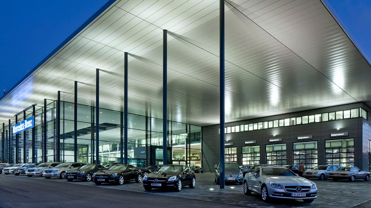 Mercedes verkauft sich klein – Händler liefern sich Wettbieten um Niederlassungen
