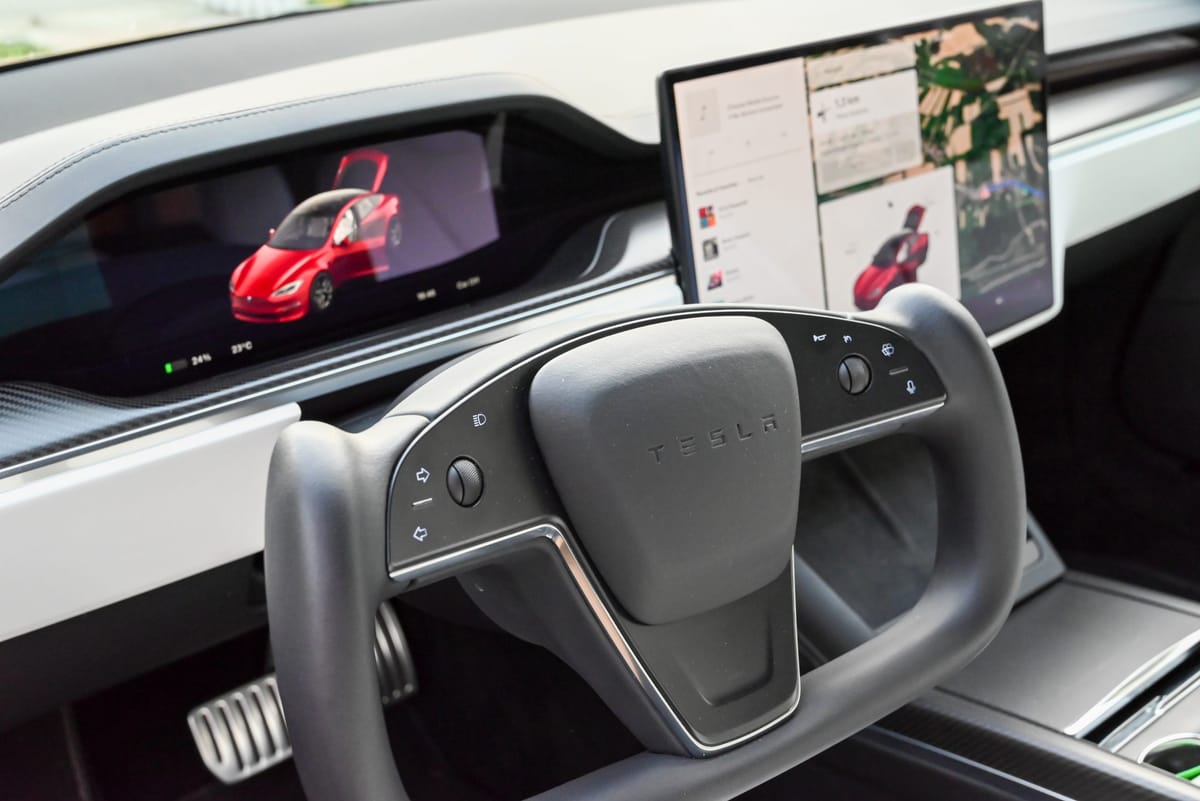 Tesla verspricht FSD-Revolution: Doch wie viel Substanz steckt dahinter?