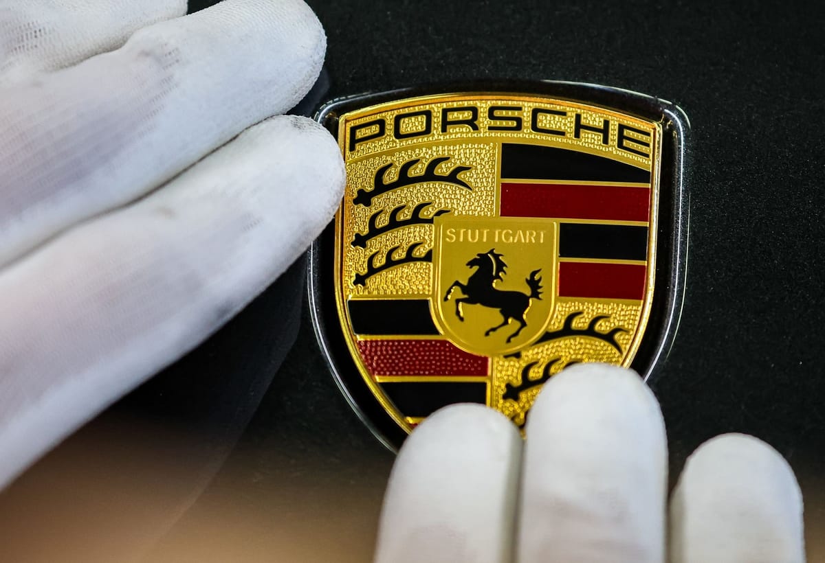 Porsche taumelt: Gewinnwarnung, Verbrenner-Comeback und ein Sturz aus dem DAX
