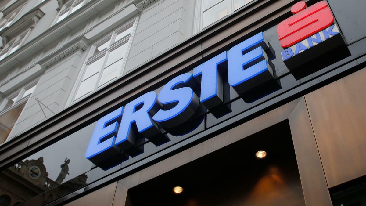 Erste Group trotzt Kostenanstieg: Österreichs Bankenriese hebt Prognose an