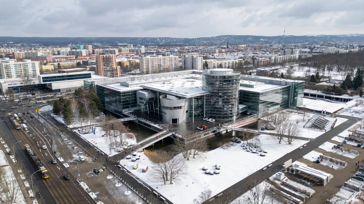 Volkswagen definiert die Zukunft der Gläsernen Manufaktur neu