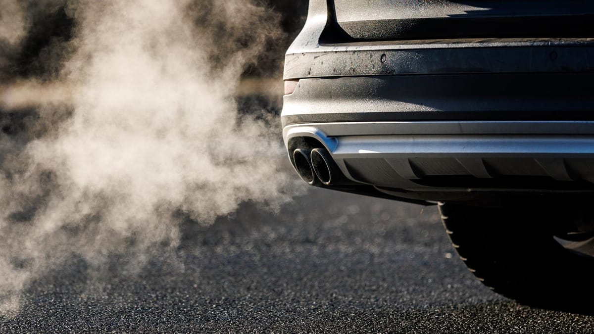 EU lockert CO₂-Regeln – warum das Mercedes und VW sofort hilft