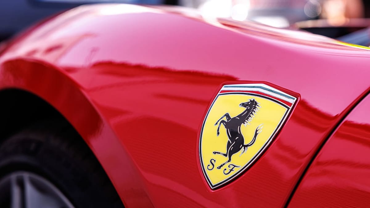 Exor bleibt Ferrari treu und sichert Aktionärsstabilität