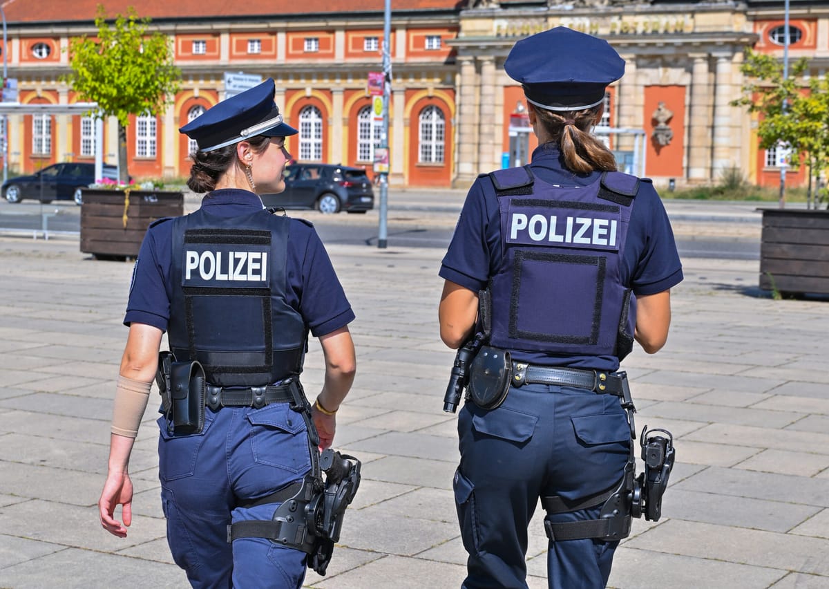 Staats-Bankrott oder Gehalts-Explosion: Warum diese 300 Euro unser Land lahmlegen werden