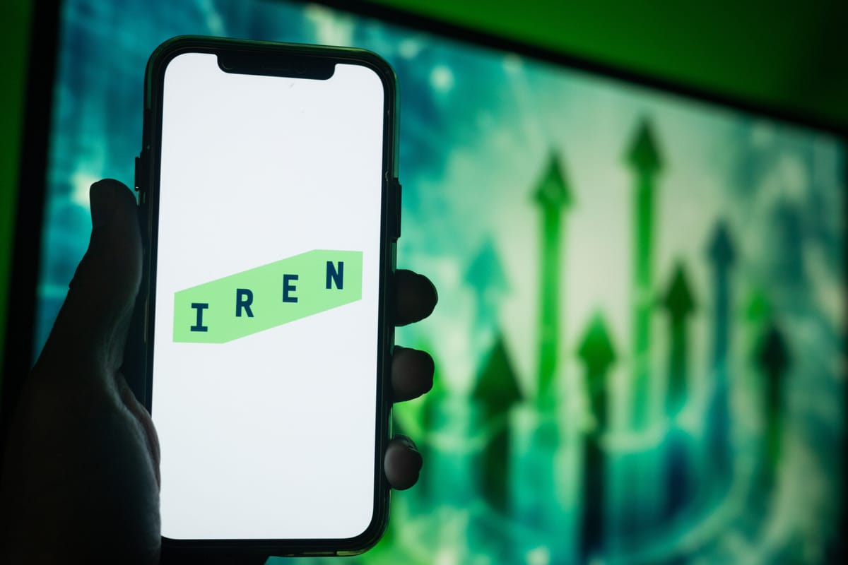 IREN-Aktie entfesselt durch toxische Mischung aus Krypto-Gier und KI-Hysterie