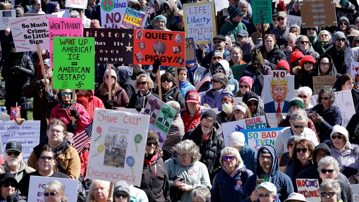 Beben in den USA: Acht Millionen jagen den „König“ aus dem Weißen Haus