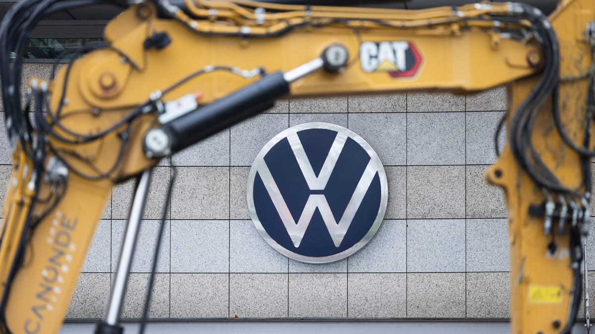 Dringend: VW verliert Milliarden, doch intern fließen plötzlich üppige Sonder-Boni