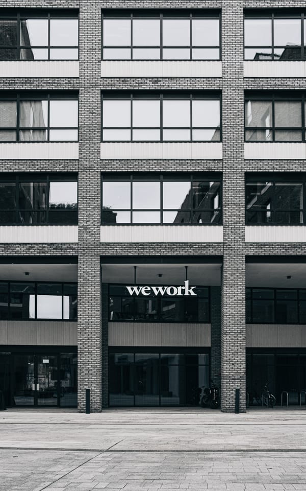 WeWork meldet Insolvenz und schließt Abkommen mit Gläubigern zur Schuldenreduzierung