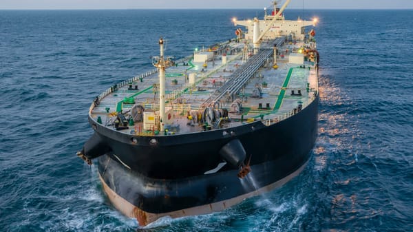 Die Schattenflotte: Russlands Strategien zur Umgehung westlicher Ölsanktionen