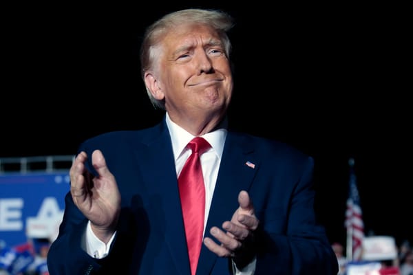 Trump triumphiert: Verfassungsgericht verschiebt Entscheidung über Immunität