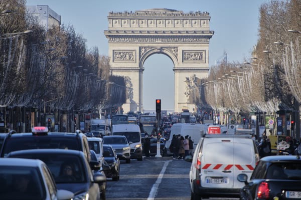 Paris greift durch: SUVs zahlen den Dreifach-Preis beim Parken