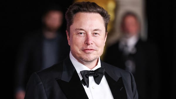 Jobkiller Musk? Tesla steht vor radikalem Umbruch!