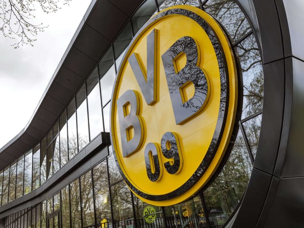 BVB vor Wembley: Konzentration trotz Börsenturbulenzen