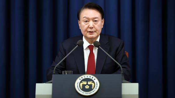 Krise in Südkorea: Präsident Yoon ruft Kriegsrecht aus und rudert zurück