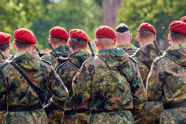 Höhere Gehälter statt Wehrpflicht? Ifo-Studie zeigt überraschende Rechnung