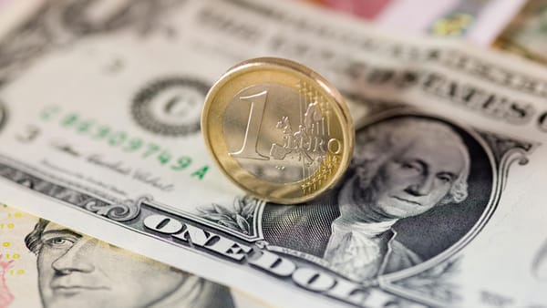 Der Dollar taumelt – und mit ihm das Vertrauen in Amerikas Wirtschaftsführung