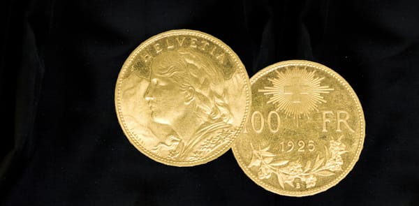 Gold glänzt, der Franken trotzt – Wie Anleger ihr Vermögen jetzt retten