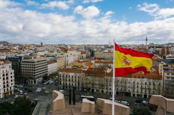 Spanien enteilt Europa