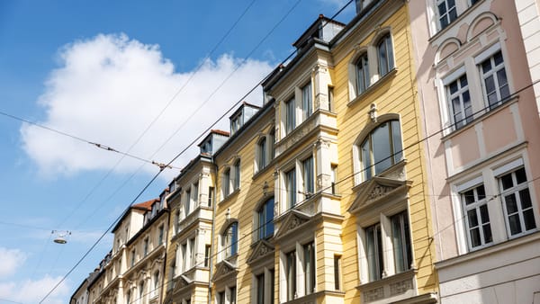 Immobilienpreise steigen – aber die Banken warnen