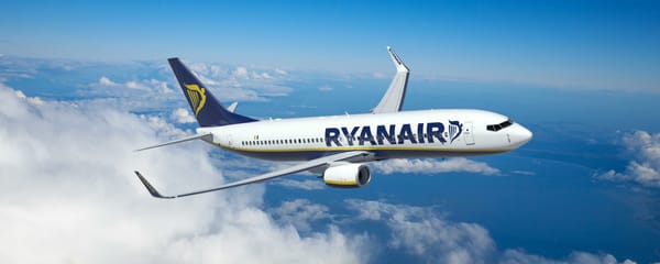 Ryanair-Gewinn verdoppelt, Sommer läuft heiß