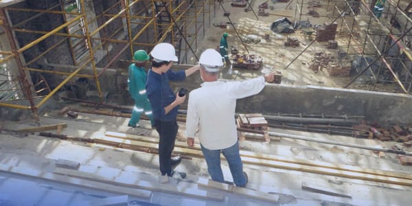 Zwischen Baustopp und Milliardenregen – Der deutsche Arbeitsmarkt im Bau-Modus