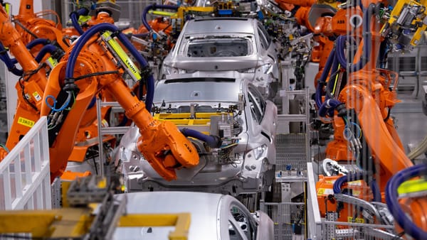 Autobauer im freien Fall – warum die Gewinne in Rekordzeit halbierten