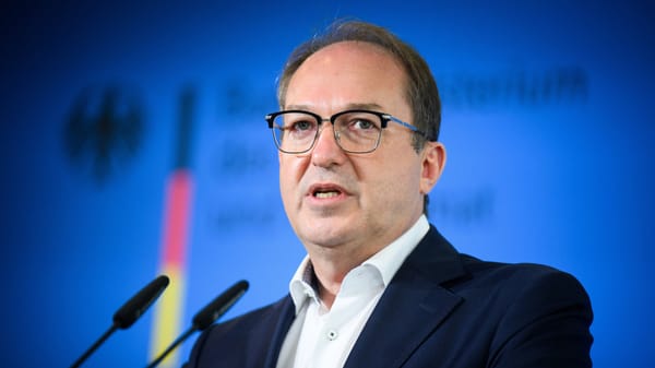 Dobrindt pokert mit den Taliban: Deutschland will Straftäter nach Afghanistan abschieben