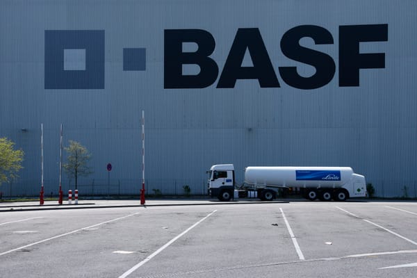 BASF zieht den Pinselstrich: Farben raus, Fokus auf Zukunft