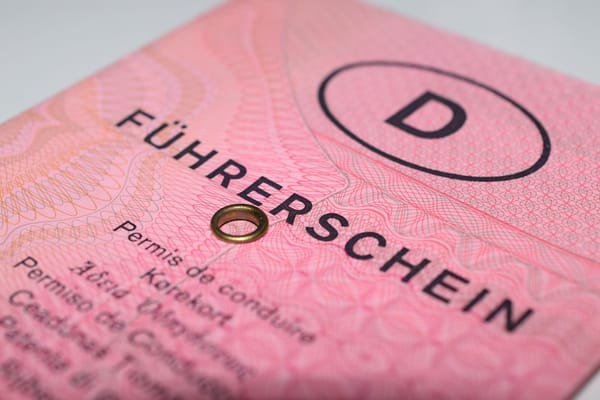 Fahrverbot ohne Grenzen – Was die neue EU-Führerscheinreform wirklich bedeutet