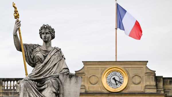Frankreich zahlt jetzt mehr Zinsen als Italien – ein Warnsignal für Europa?