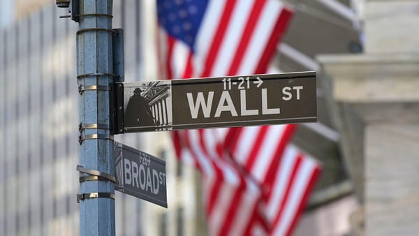 Wall Street im Höhenrausch – Dow, IBM und AMD auf Rekordjagd