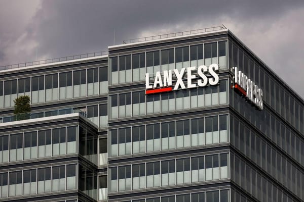 Lanxess im freien Fall – warum die Krise der Chemieindustrie den MDAX-Konzern härter trifft als gedacht