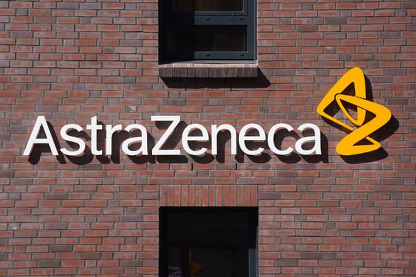 AstraZeneca-Aktie steigt: Milliarden-Angriff auf Novo Nordisk