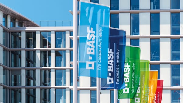 BASF verfehlt Gewinnziele: Warum der Cashflow-Sprung Investoren jetzt aufatmen lässt