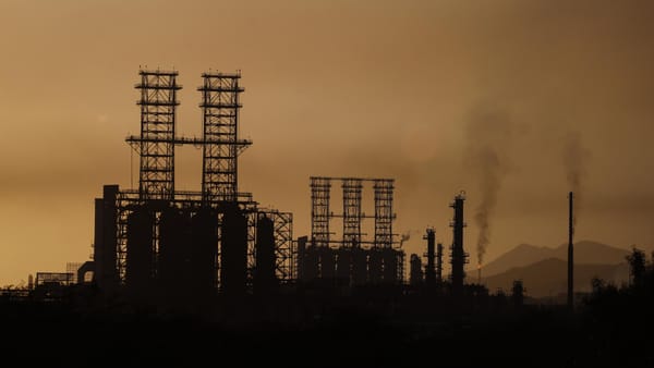 Trump fordert Zugriff auf Venezuelas Öl und droht Verbündeten