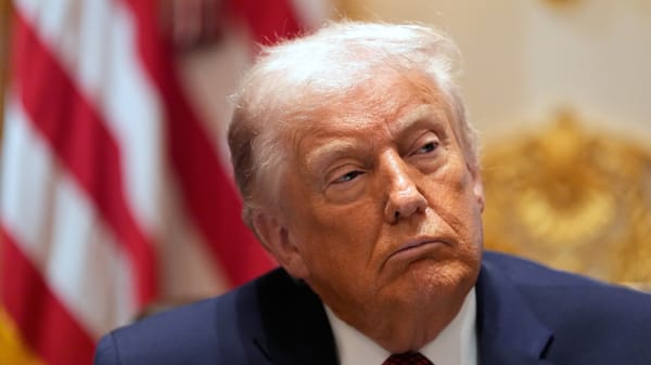 Alarmstufe Rot: Trumps Umfragewerte erleben historischen Absturz