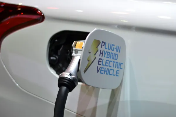 Die große Sprit-Lüge: Forscher schockiert über massiven Durst von Plug-in-Hybriden