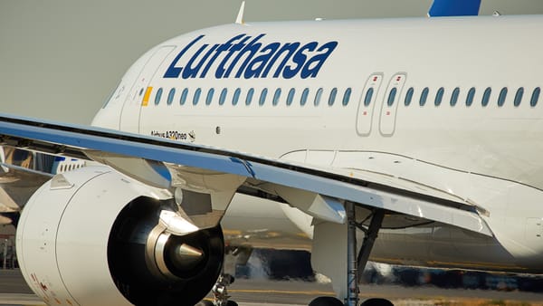 Lufthansa-Horror in München: Der Gefängnis-Jet vom Rollfeld