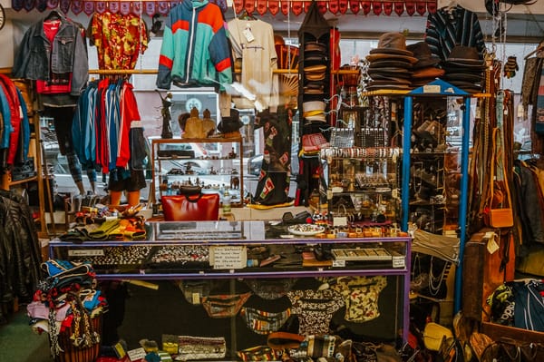 Milliarden-Beben im Kleiderschrank: Warum Second-Hand den Neuwaren-Markt zertrümmert