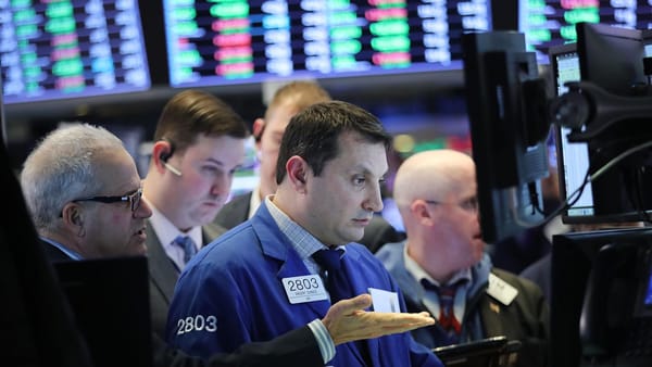 Krieg und Öl-Schock vernichten Jahresgewinne – Anleger in Panik