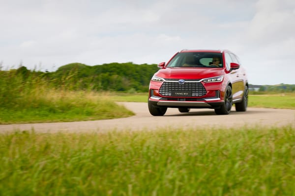 China Beben: BYDs tiefer Fall reißt das E-Auto Imperium an den Abgrund