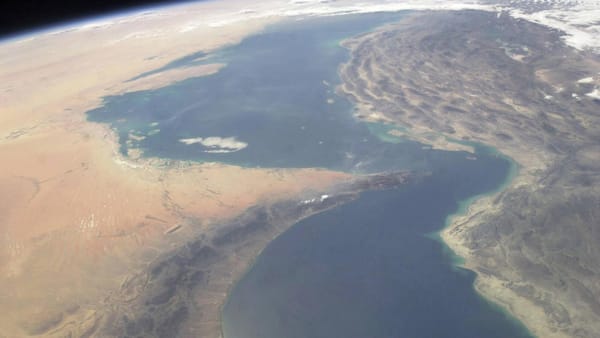 Iran riegelt Hormus ab – Weltwirtschaft droht der totale Kollaps